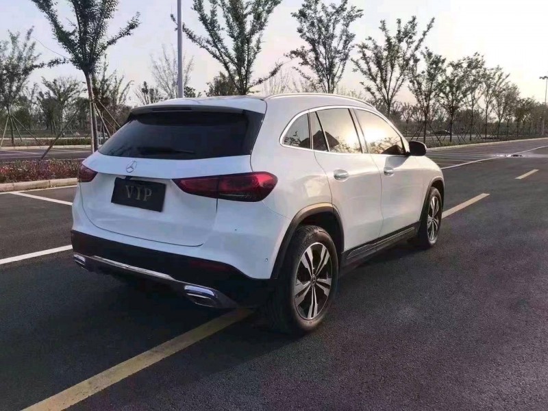 徐州20年奔驰GLA2