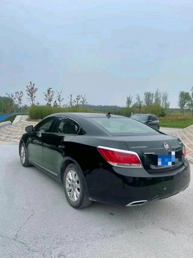 烟台13年别克君越3