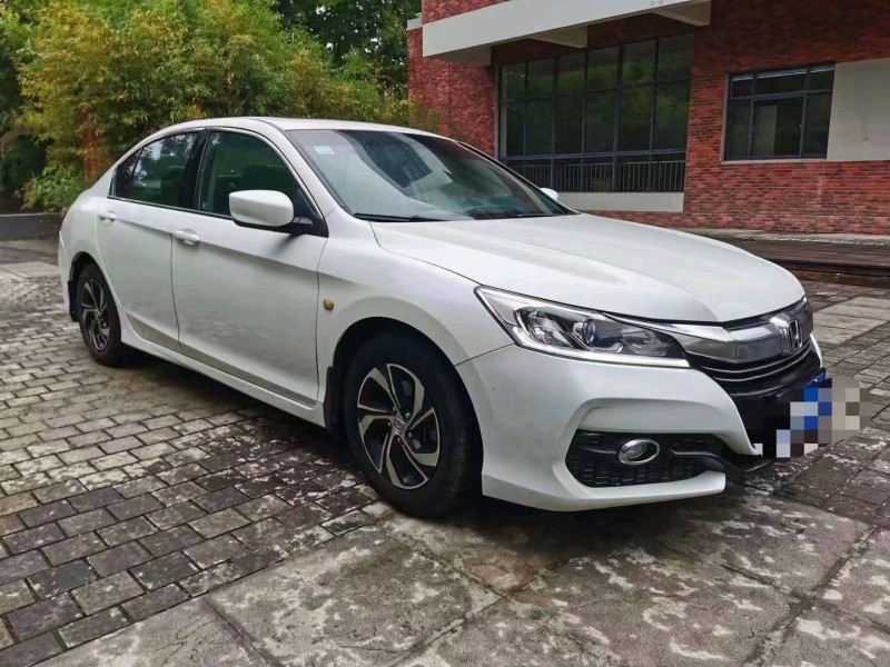 东营16年本田雅阁2