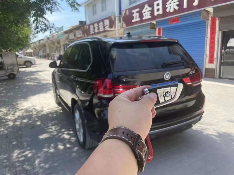 銅川18年寶馬X54