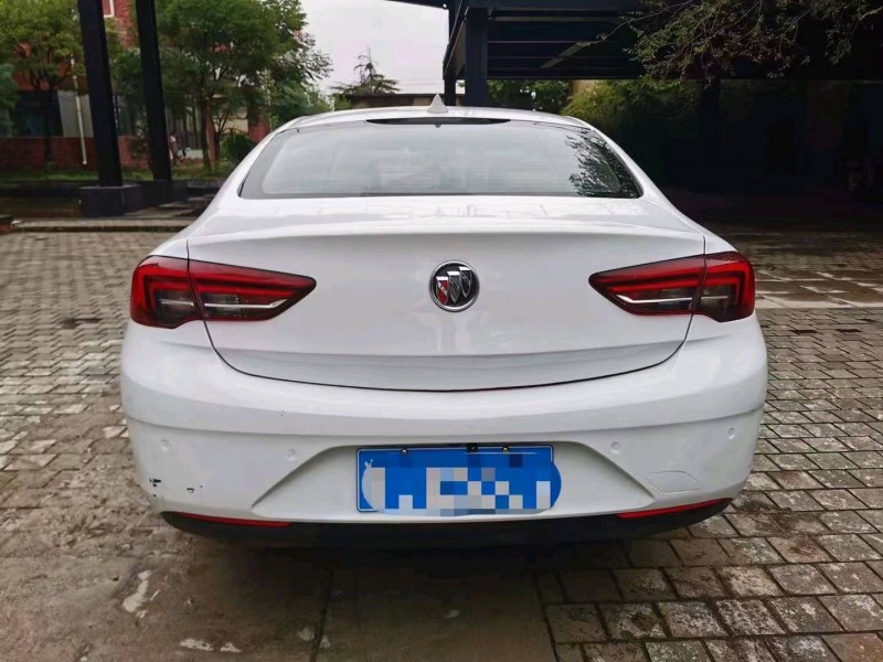 东营19年别克君威6