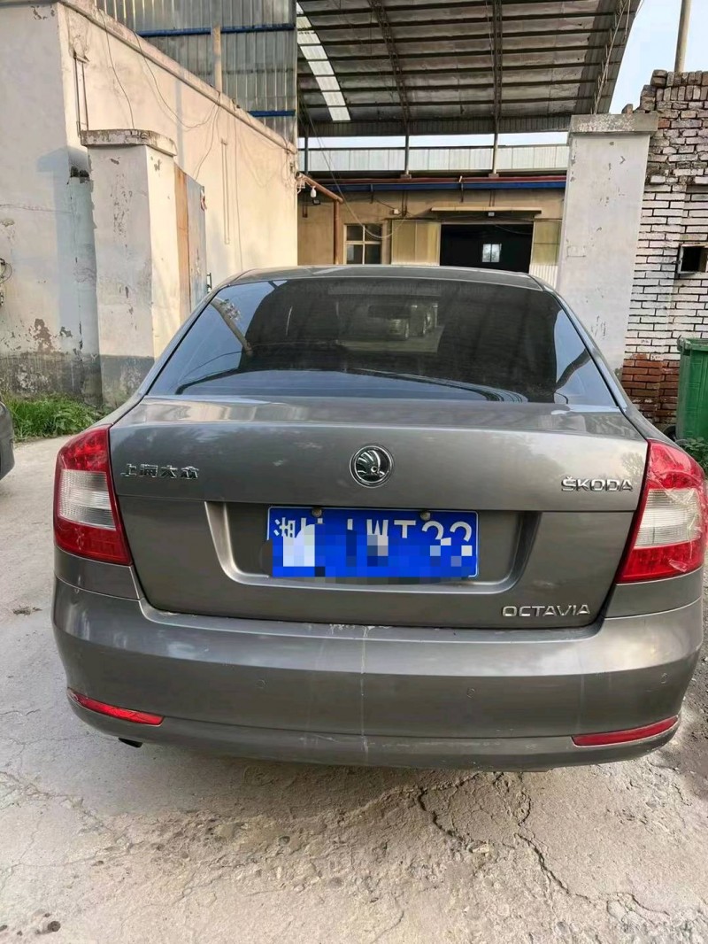 保定13年斯柯达明锐4