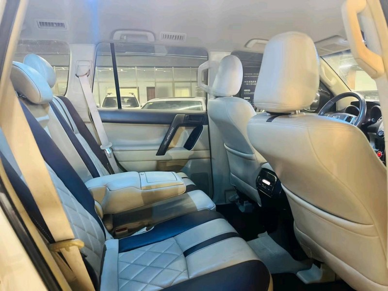 东莞15年丰田普拉多6