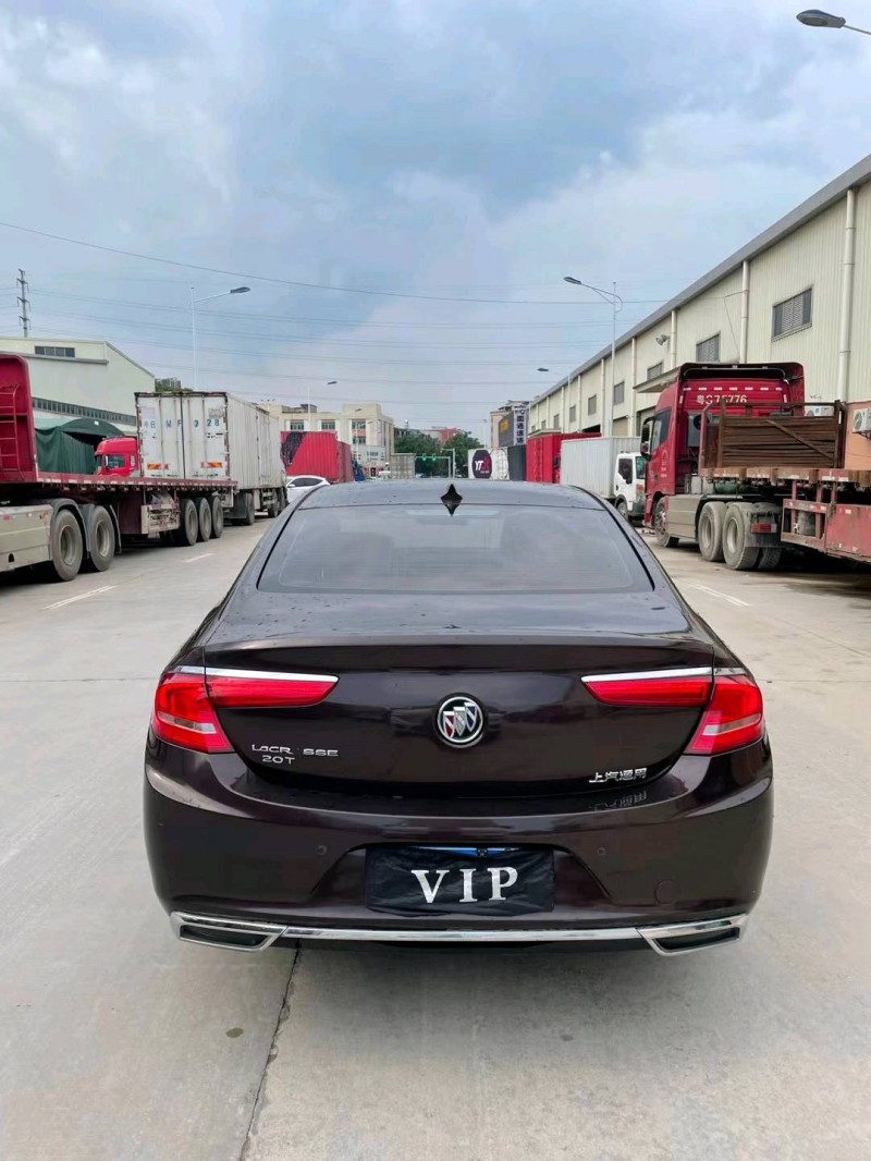 东莞17年别克君越9