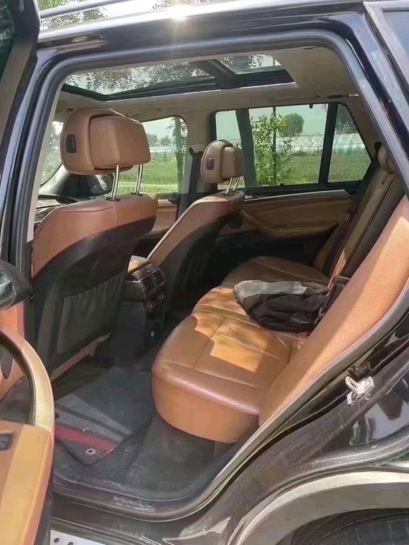 济宁12年宝马X53