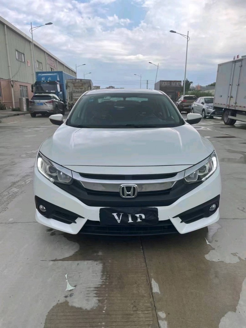 东莞17年本田思域1