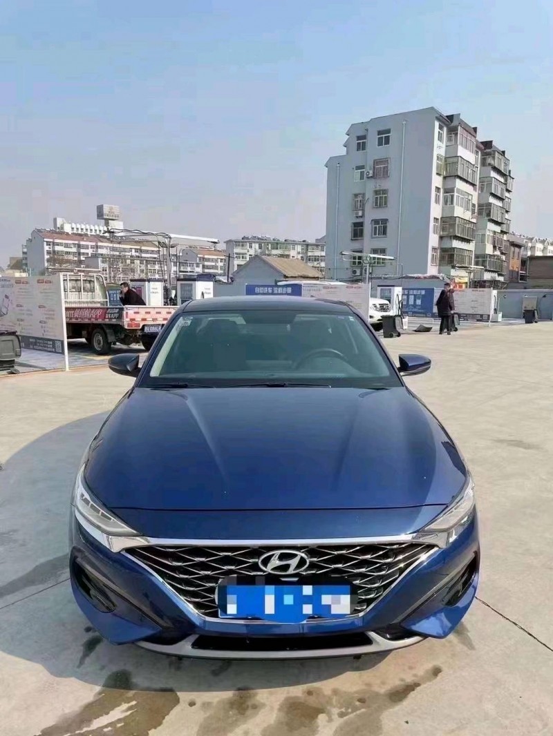东营18年现代菲斯塔1