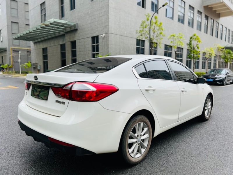 东莞19年起亚K39