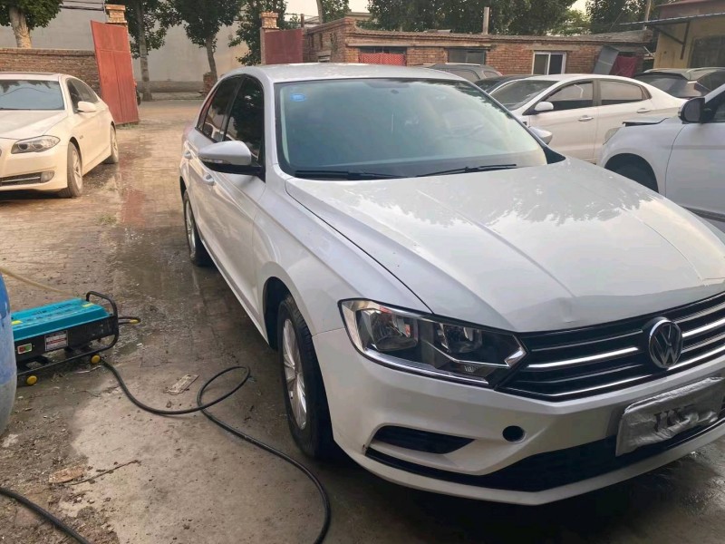 保定17年大众宝来2