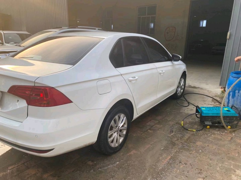 保定17年大众宝来4