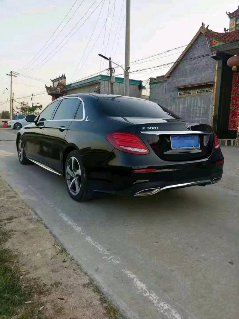 北京18年奔驰E7