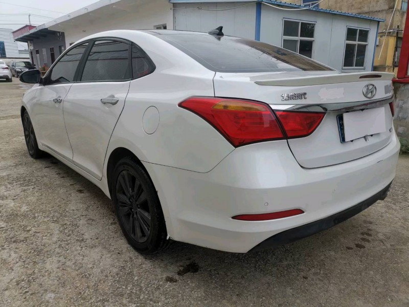 徐州17年现代名图2