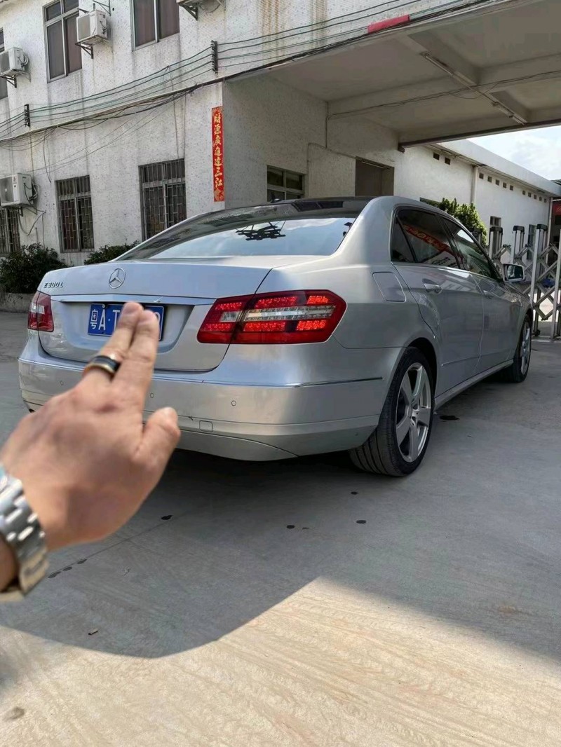 广州13年奔驰E7