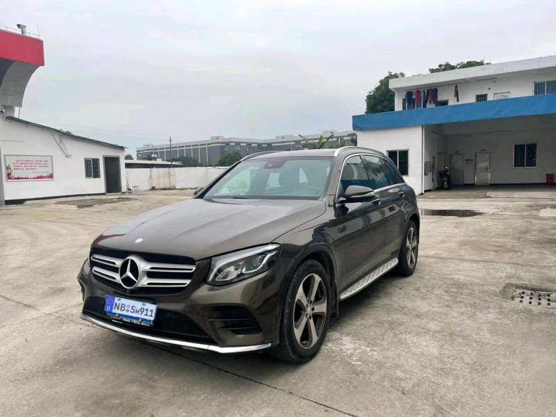 广州17年奔驰GLC3