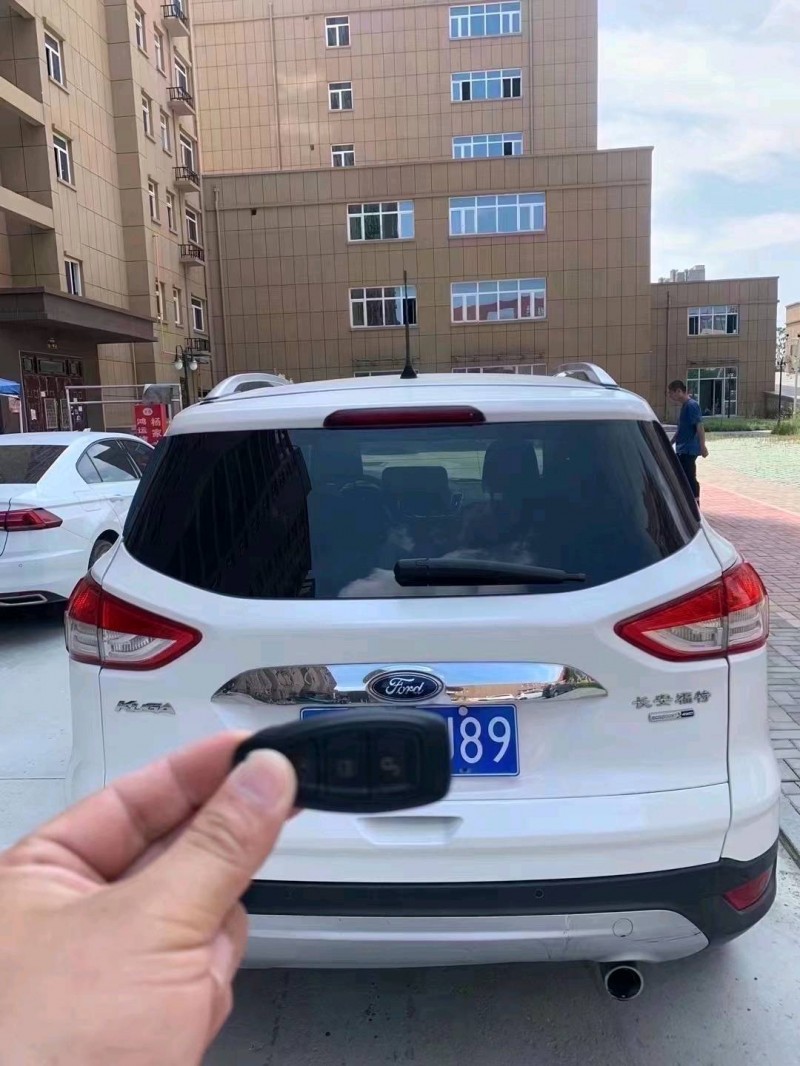 北京14年福特翼虎5