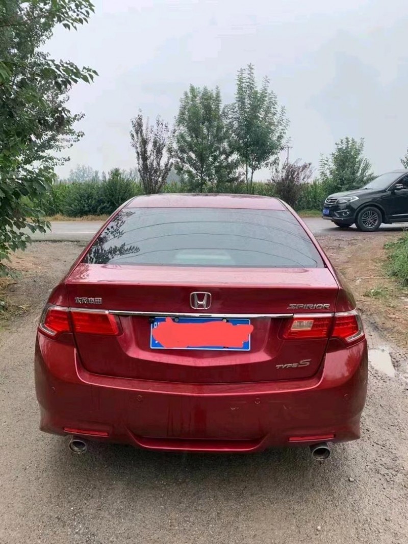 北京13年本田思铂睿8