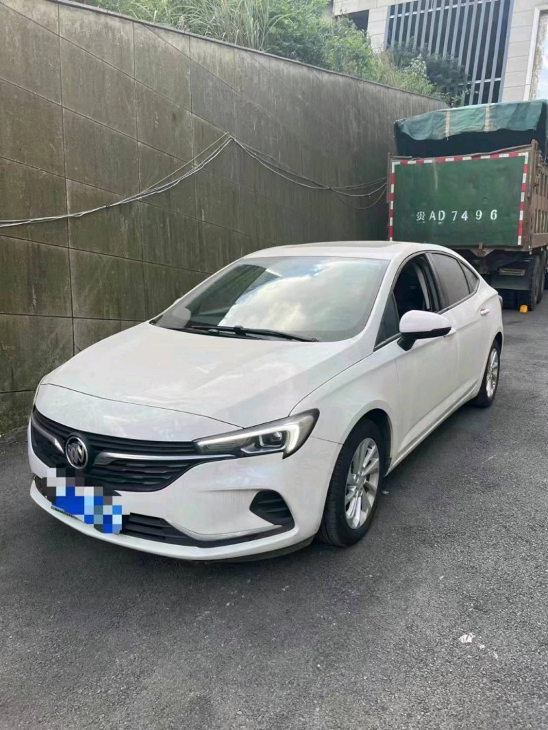 枣庄20年别克威朗1