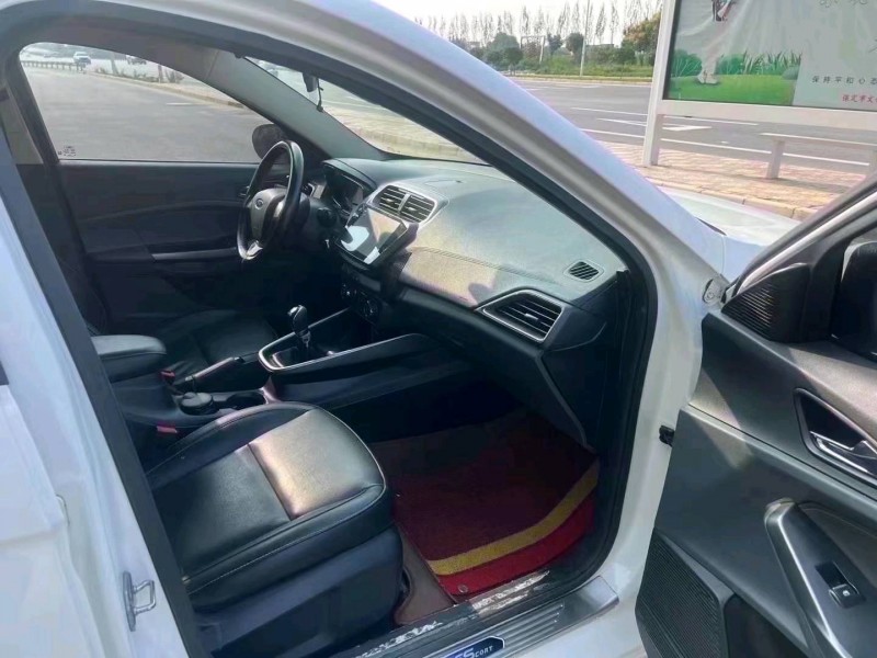 邢台17年福特福睿斯8