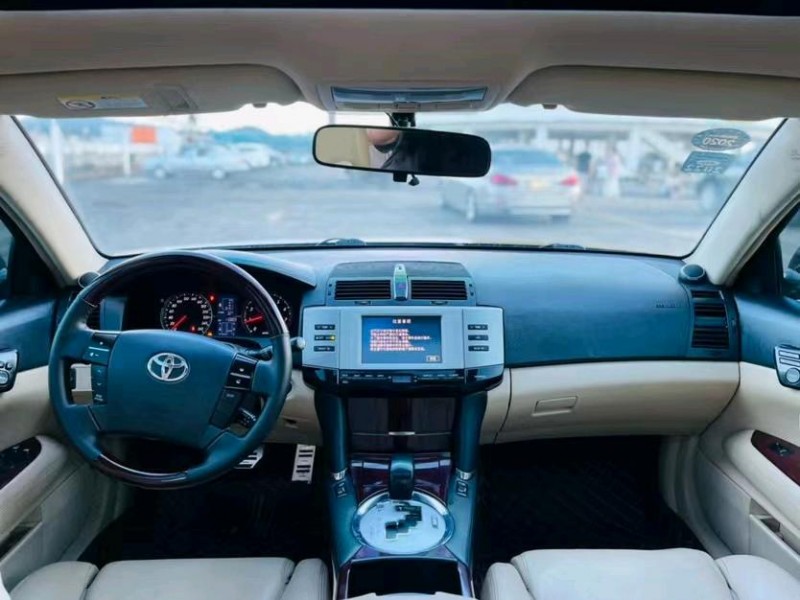 东莞07年丰田锐志6