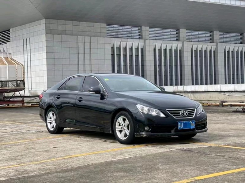 东莞11年丰田锐志2