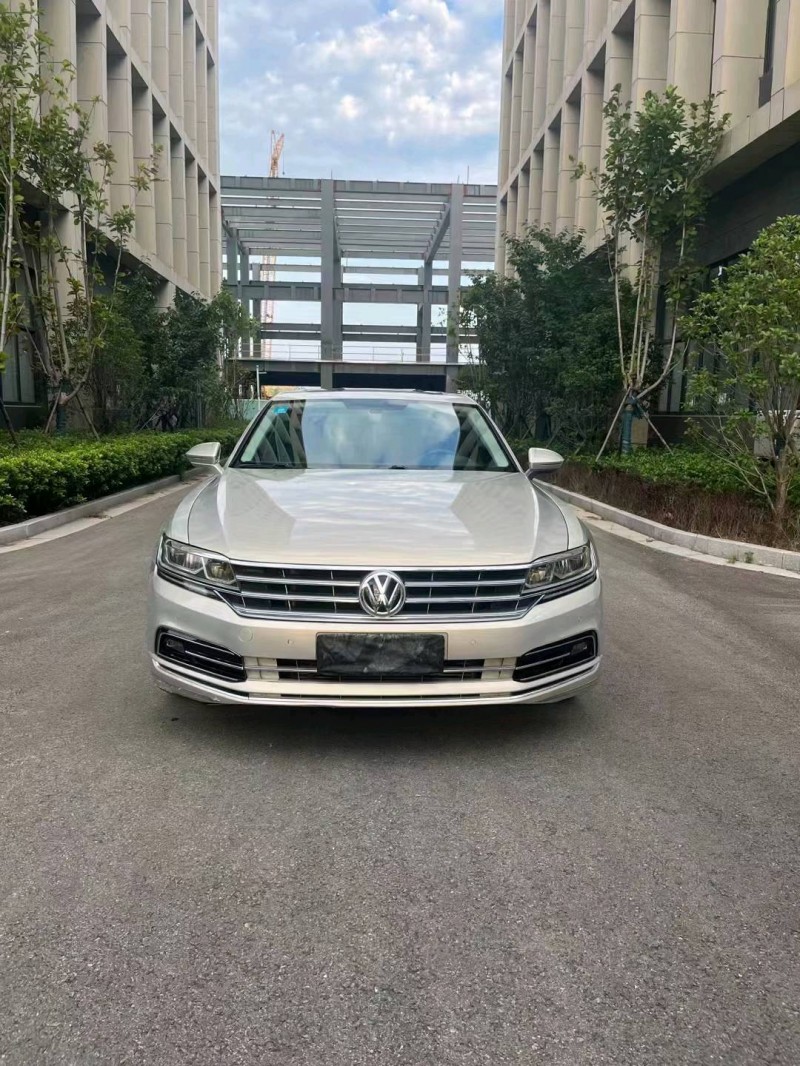 徐州18年大众辉昂9