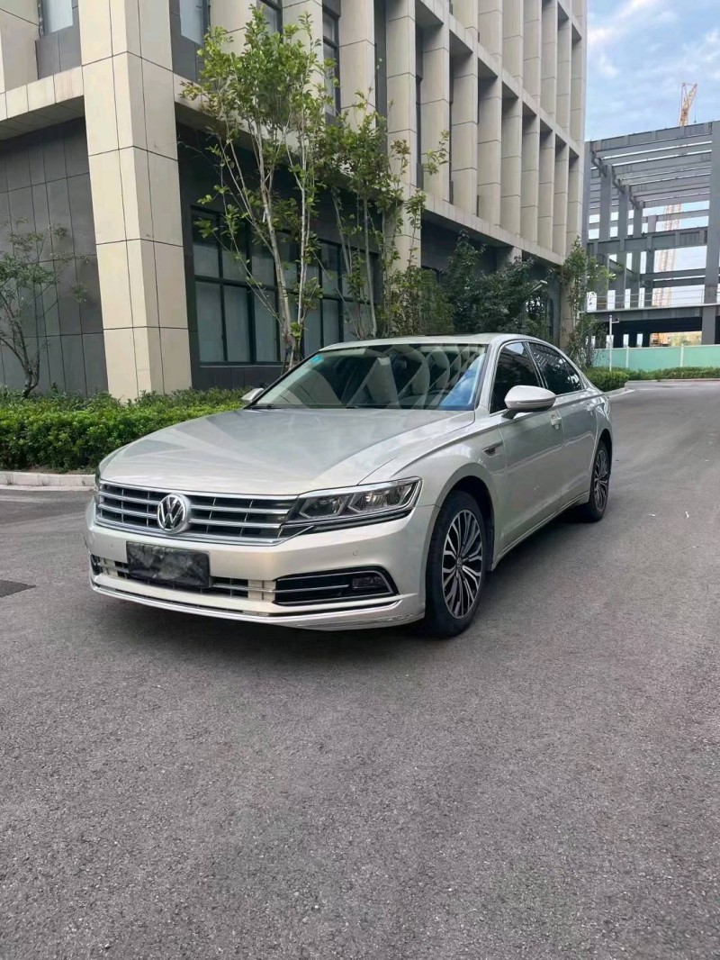 徐州18年大众辉昂8