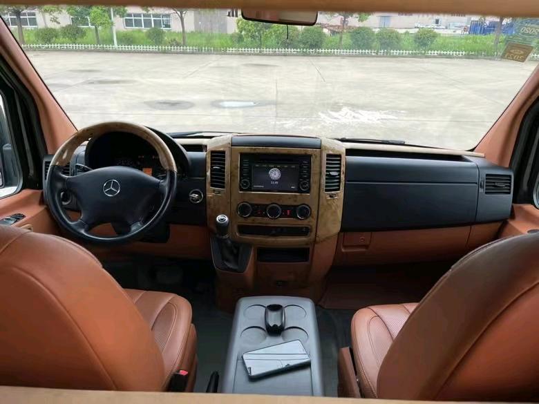 盐城17年奔驰斯宾特5