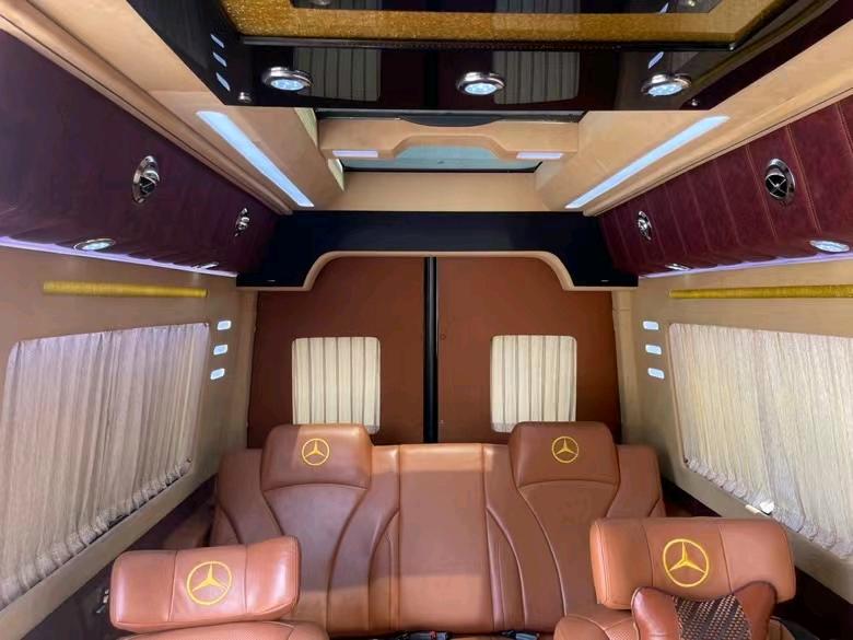 盐城17年奔驰斯宾特8