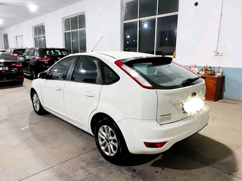 潍坊15年福特福克斯7