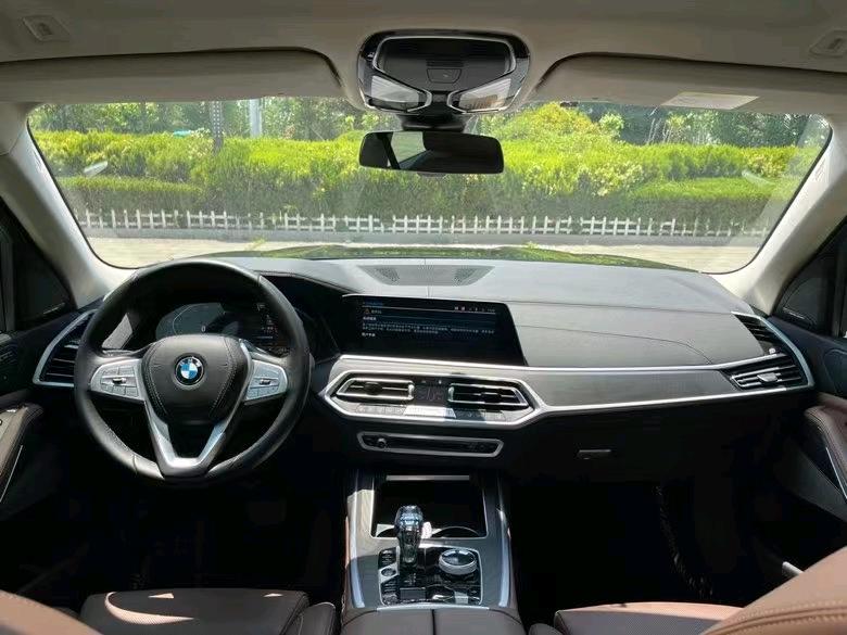 盐城21年宝马X78