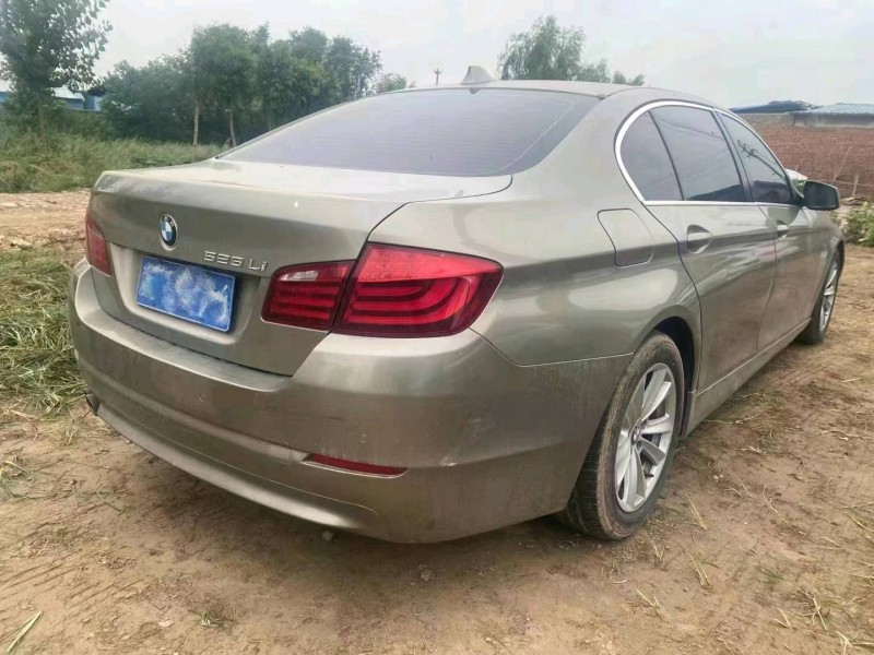 东营11年宝马5系5