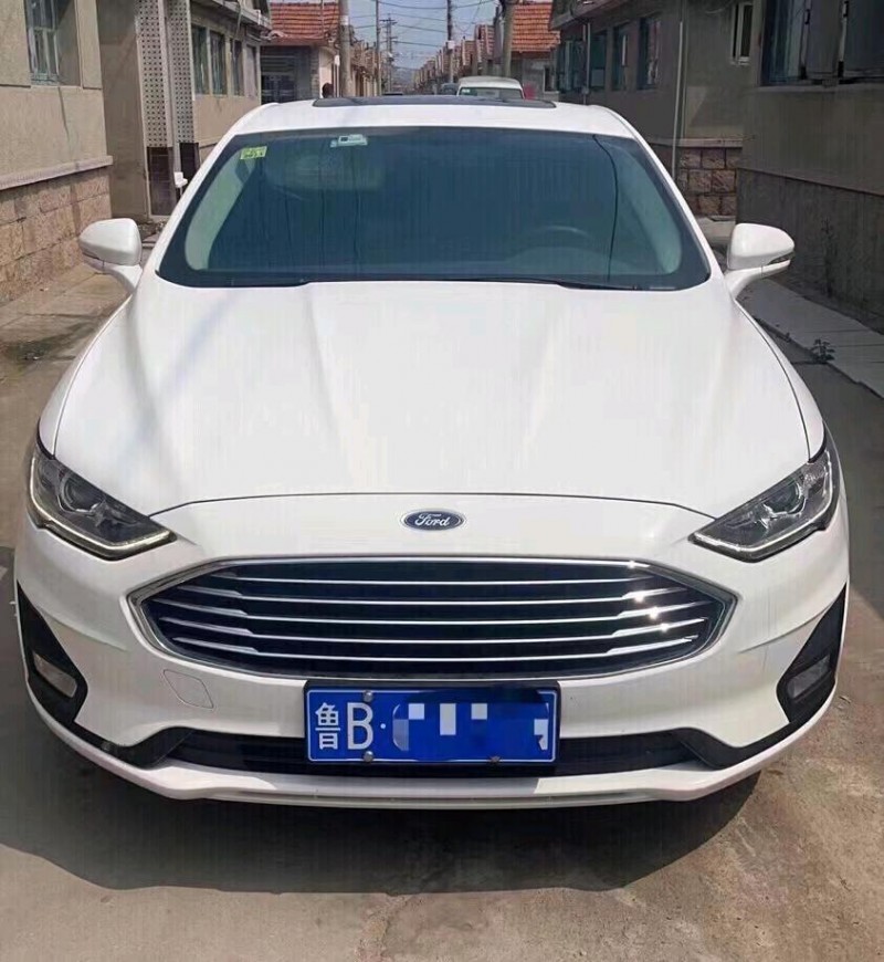 青岛21年福特蒙迪欧1