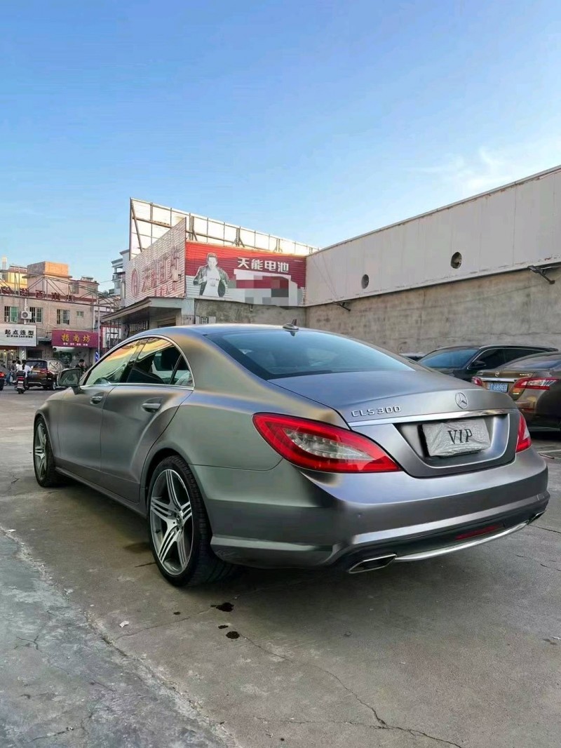 中山15年奔驰CLS6
