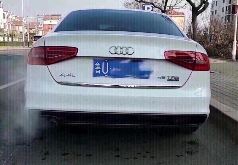 青岛16年奥迪A4L8