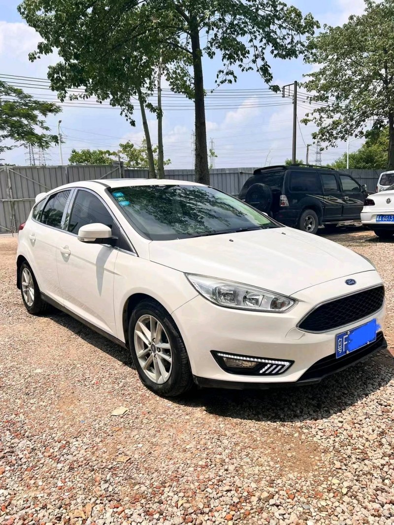 广州17年福特福克斯8