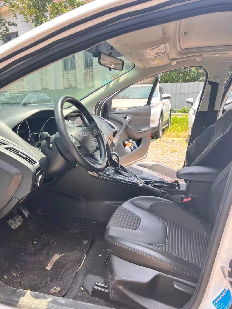 广州17年福特福克斯3