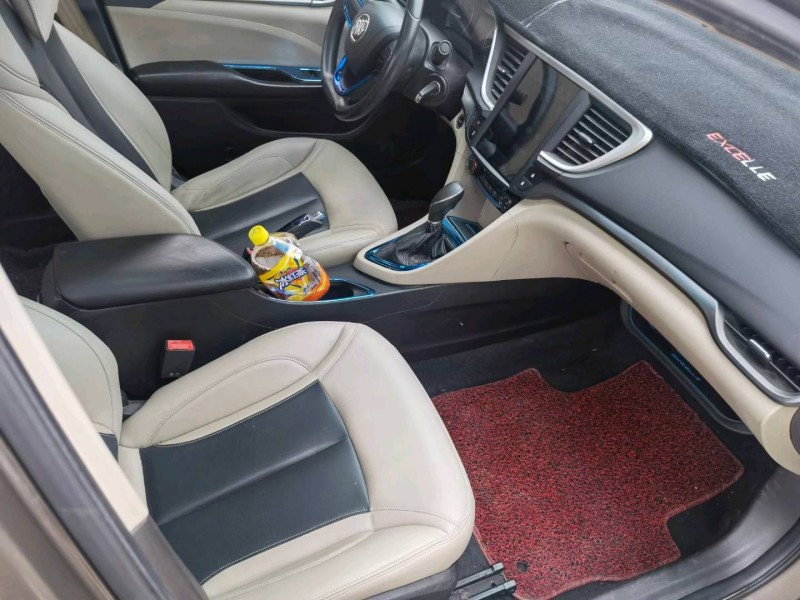 保定15年别克英朗5