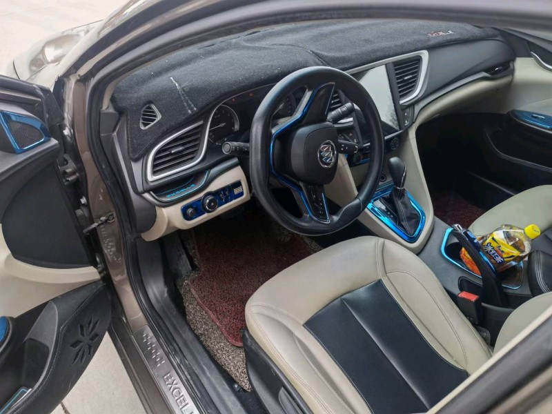 保定15年别克英朗7