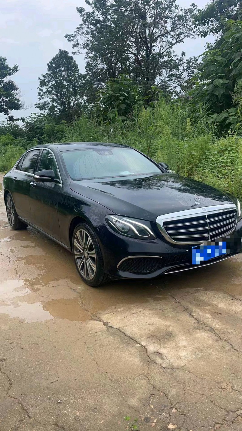 东营17年奔驰E6