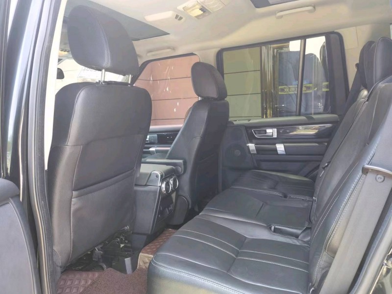 东营13年路虎发现7