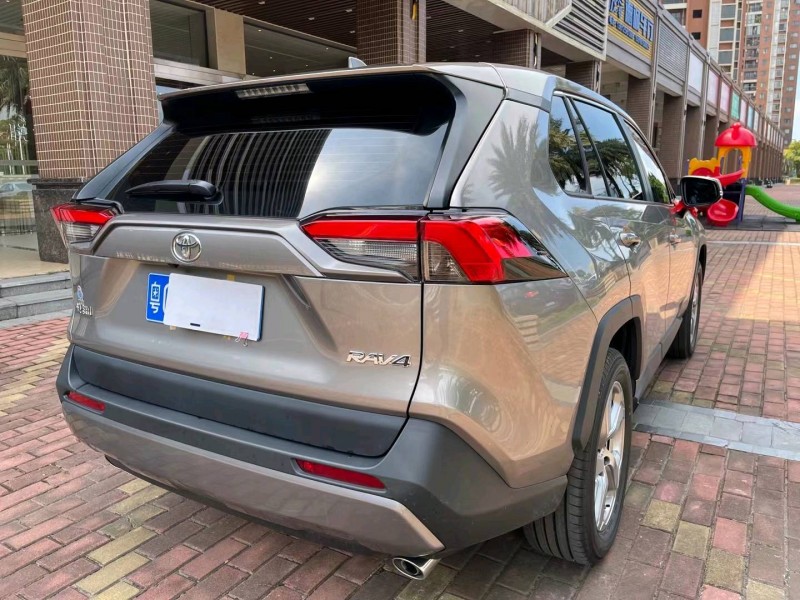 佛山22年豐田RAV46