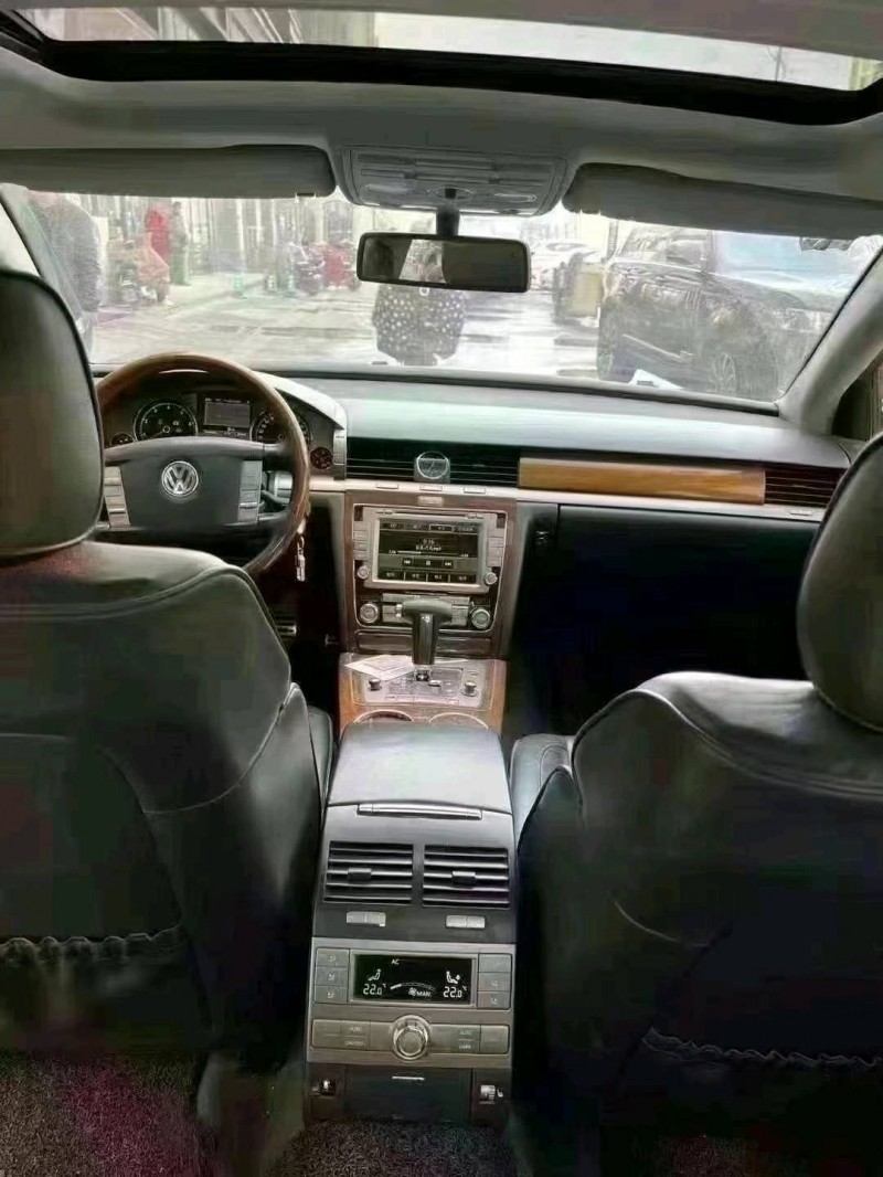 北京10年大众辉腾4