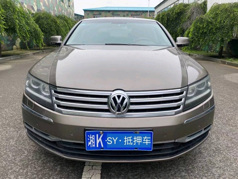 沈阳13年大众辉腾1