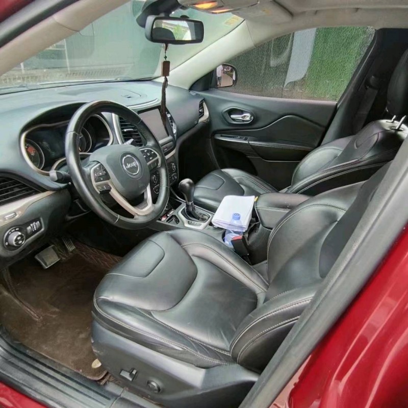 聊城16年Jeep自由光3