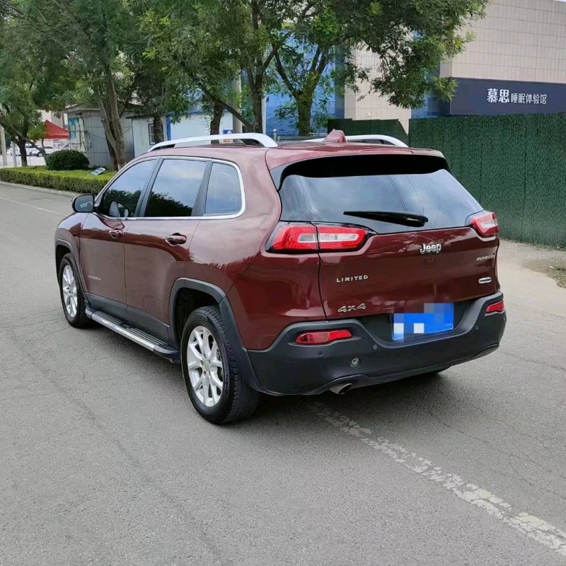 聊城16年Jeep自由光8