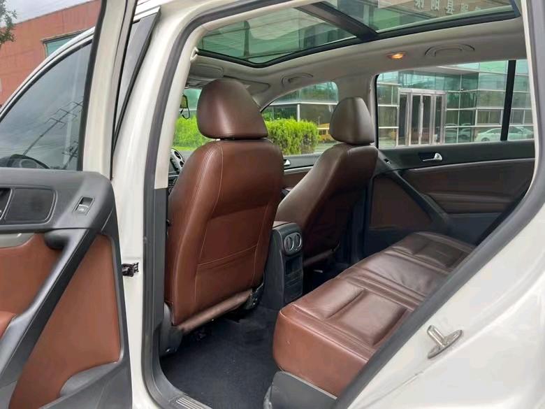 盐城16年大众途观5