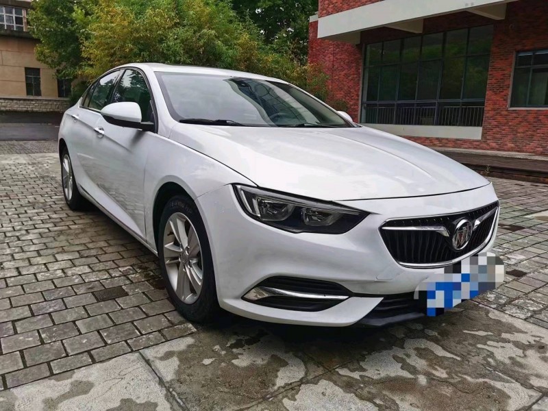 枣庄19年别克君威2