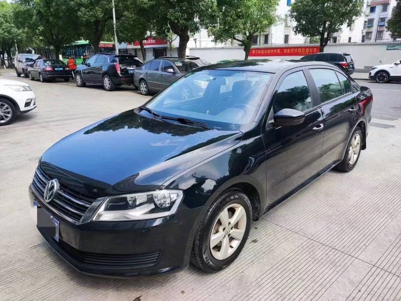 济宁14年大众朗逸2