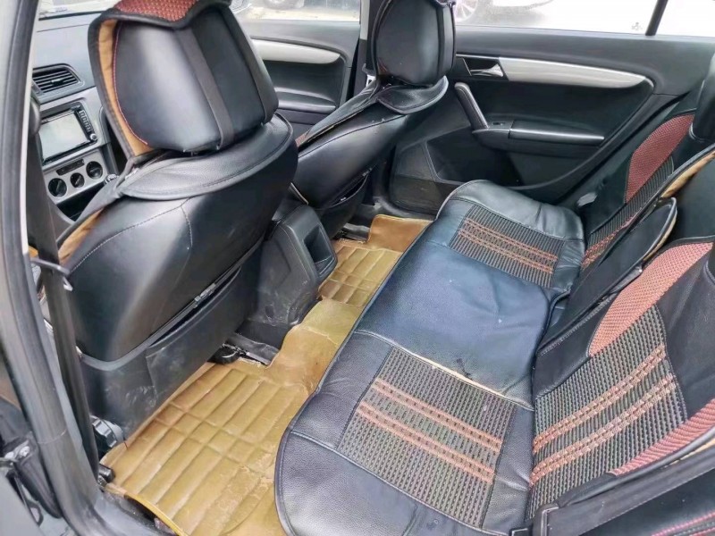 济宁14年大众朗逸7