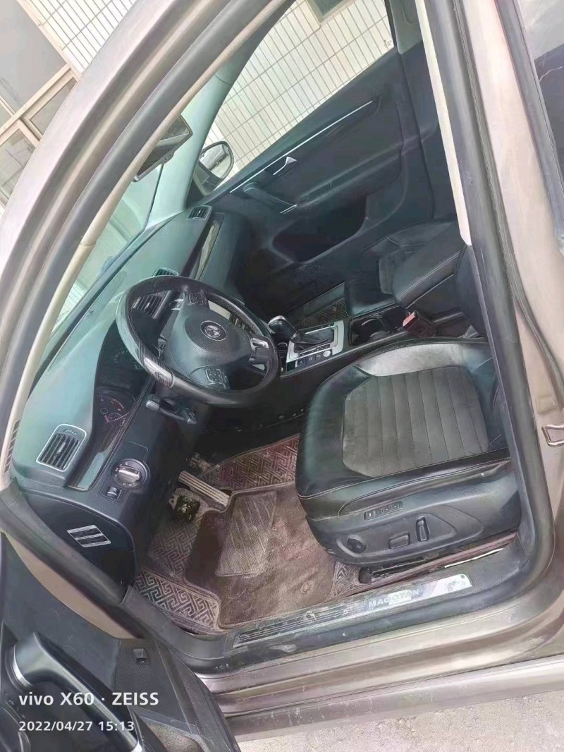 北京14年大众迈腾3